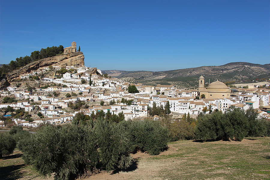 「世界で最も美しい村」モンテフリオ | photo by p.s.m. adventure